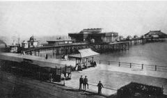 St-Leonards-pier-with-its-roller-skating-rink.-1914.